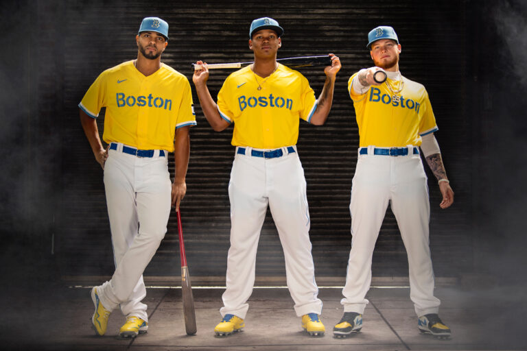 Medias Rojas De Boston Presentan Su Uniforme Inspirado En El Día De Los ...